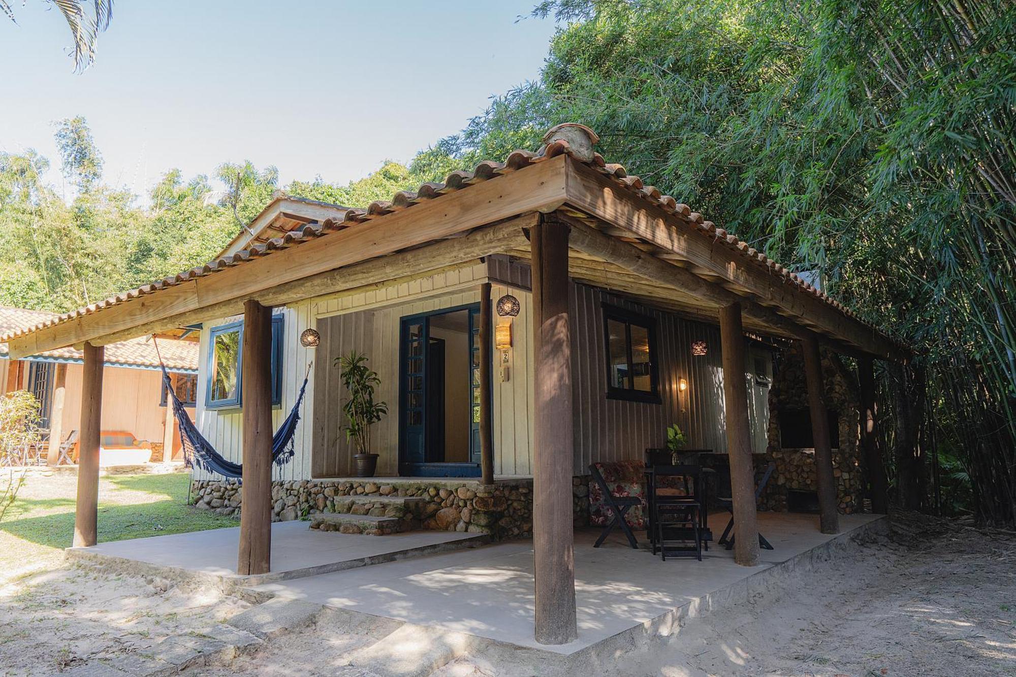 Pousada Villa Agrifoglio Praia do Rosa Bagian luar foto
