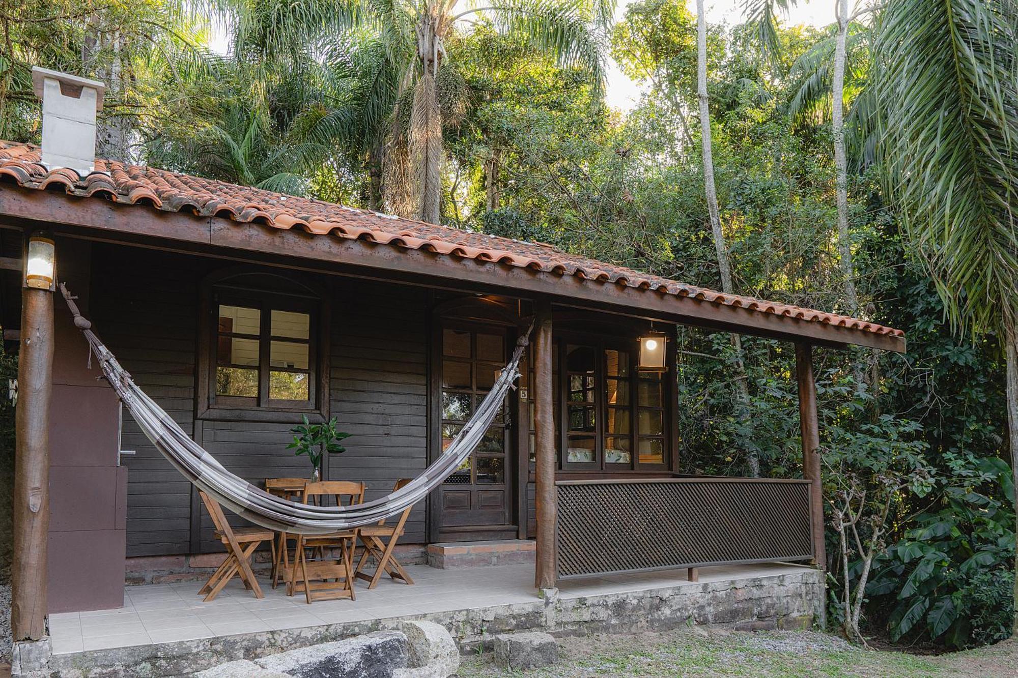 Pousada Villa Agrifoglio Praia do Rosa Bagian luar foto